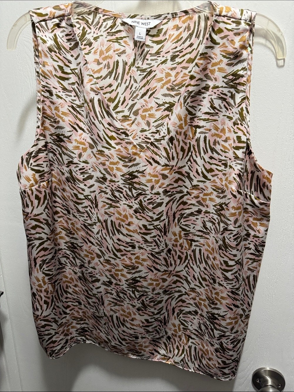Nine West Pink Multicolor Abstract Print Sleeveless V-Neck Blouse